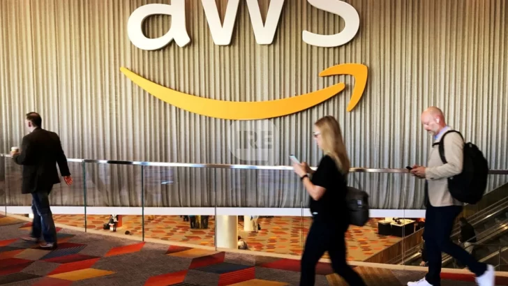 Caída mundial de Amazon Web Services afecta a redes, bancos y plataformas digitales