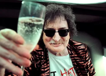 Charly García cumple 74 años: el ícono que marcó un antes y un después en el rock argentino