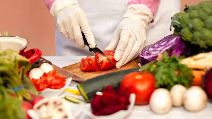 Capacitación clave: Curso de manipulación segura de alimentos en Pueblo Andino