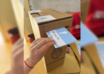 Con baja concurrencia y sin incidentes, Santa Fe cerró una jornada electoral tranquila