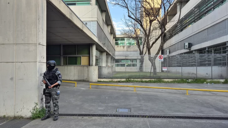 Tras la balacera, el Heca solo atiende urgencias y refuerza la seguridad