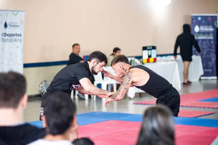 Timbúes se llenó de deporte y técnica en la  nueva edición de la “Copa Cana” de Grappling Timbúes se llenó de deporte y técnica en la  nueva edición de la “Copa Cana” de Grappling