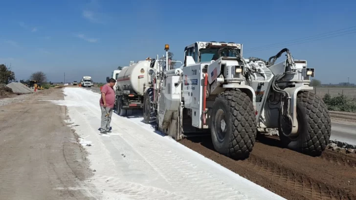 Avanza la reconstrucción del Camino de la Cremería: Una obra clave para el ingreso a los puertos