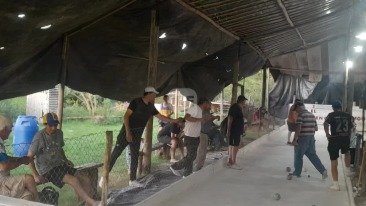 La cancha de bochas “El Monumental” de Oliveros busca renacer con una rifa solidaria