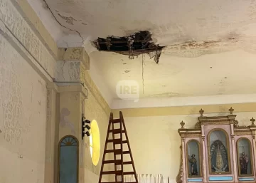 Puerto Gaboto en emergencia: Tras el derrumbe en la capilla, necesitan ayuda para poder celebrar comuniones y bautismos