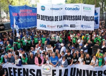 Otro miércoles sin clases en la UNR: El paro no docente del 19 de noviembre vuelve a cerrar las facultades
