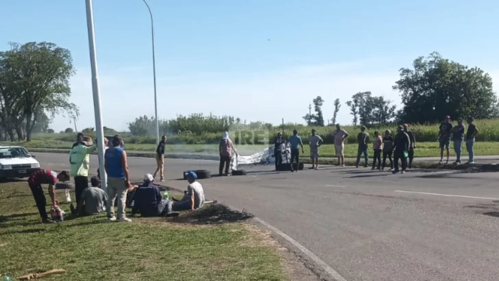 Ruta 11 con demoras: Pescadores de Gaboto reclaman por el cierre de exportaciones