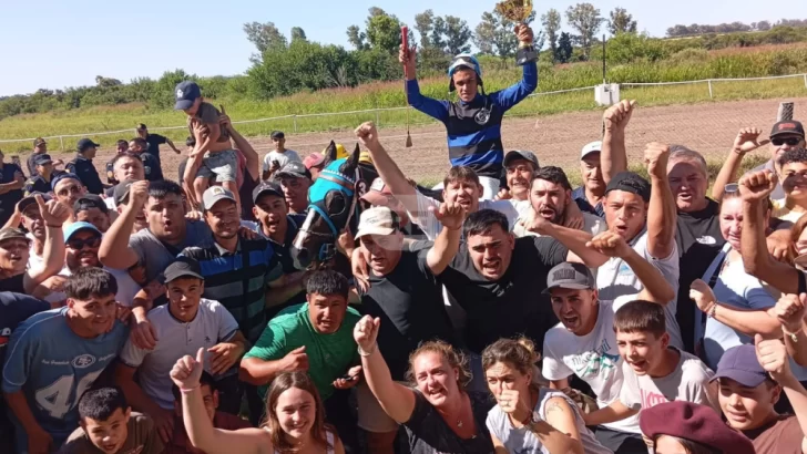Un triunfo para la “Burrita” Stier: Rey Negro ganó en el Hipódromo de Victoria