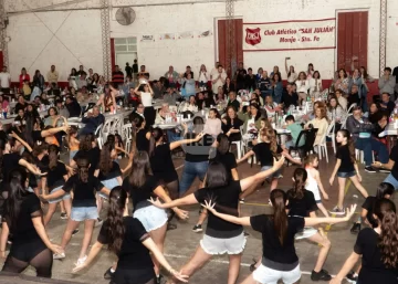 Talento en escena: Prisma realizó su muestra anual y representará a la región en el certamen de Flavio Mendoza