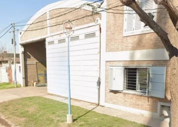 Fray Luis Beltrán: Investigan la muerte de un hombre que se habría caído desde el techo de una empresa