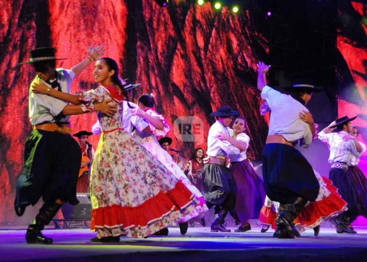Puerto San Martín celebra el chamamé con música, feria y concurso de asadores