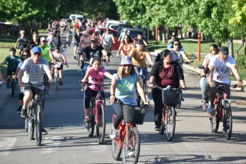 Domingo sobre ruedas: Puerto se prepara para una nueva edición de la Bicicleteada de la Familia
