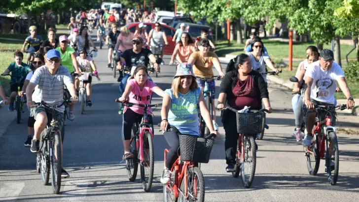 Domingo sobre ruedas: Puerto se prepara para una nueva edición de la Bicicleteada de la Familia