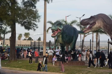 Llega “Tierra de Dinosaurios”: la nueva propuesta del Puerto de las Infancias