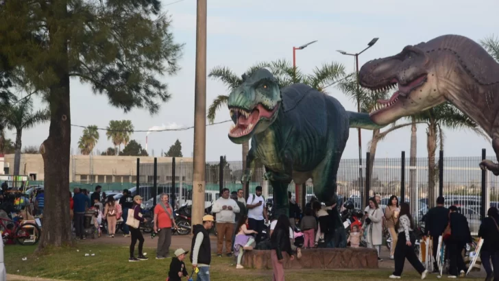 Llega “Tierra de Dinosaurios”: la nueva propuesta del Puerto de las Infancias