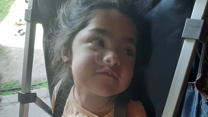 “Voy a hacer todo por mi hija”: El pedido de ayuda para que Aby pueda comenzar su tratamiento