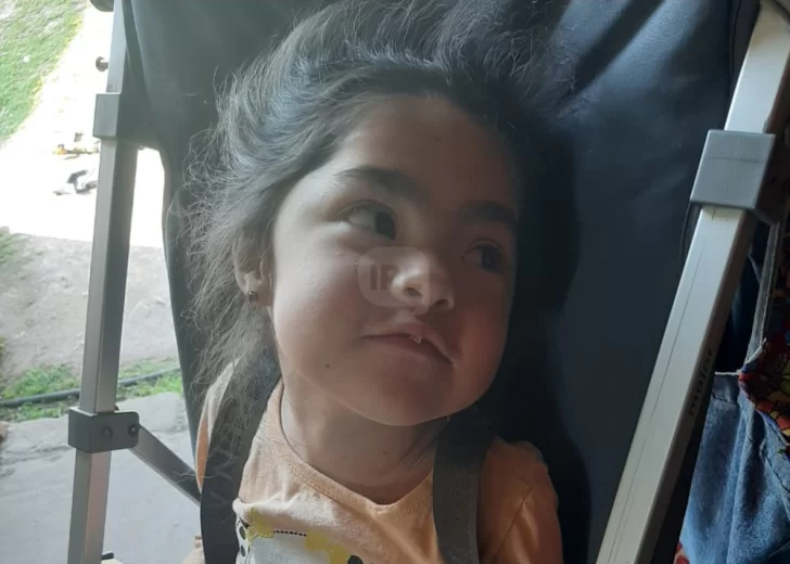 “Voy a hacer todo por mi hija”: El pedido de ayuda para que Aby pueda comenzar su tratamiento