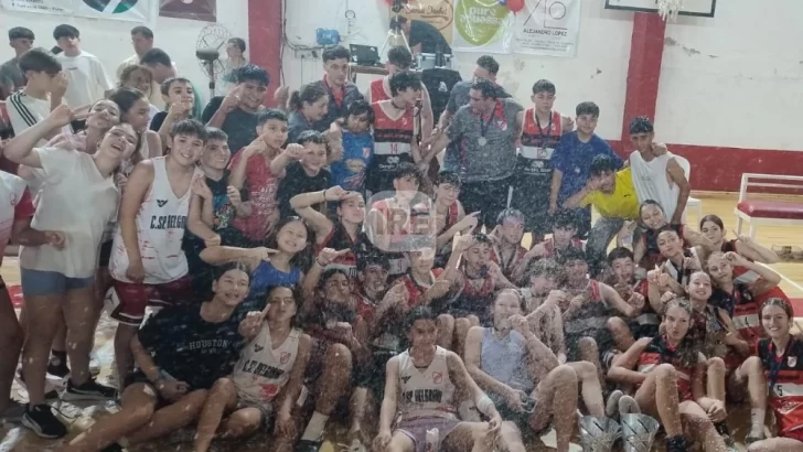 Rojo y blanco de punta a punta: Sp. Belgrano campeón en U15 femenino y masculino