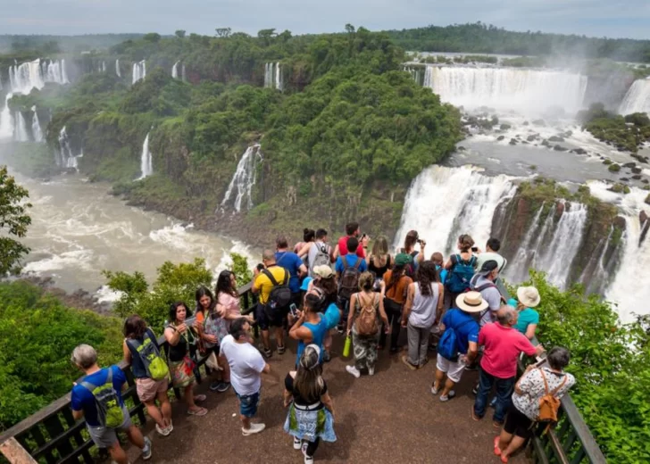 Boom turístico: 1,4 millones de viajeros impulsaron la economía en el fin de semana largo Boom turístico: 1,4 millones de viajeros impulsaron la economía en el fin de semana largo