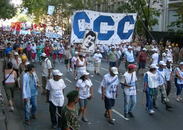 Fuerte protesta en San Lorenzo para reclamar empleo y alimentos antes de las Fiestas