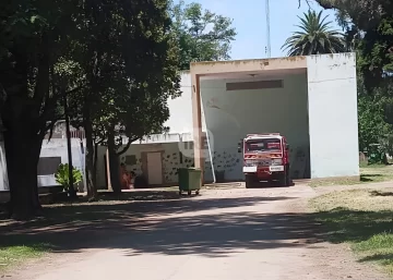Sin agua desde el sábado: Preocupación en la Colonia de Oliveros en plena ola de calor Sin agua desde el sábado: Preocupación en la Colonia de Oliveros en plena ola de calor