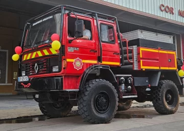 Coronda refuerza su sistema de emergencias con una nueva unidad todoterreno para Bomberos Coronda refuerza su sistema de emergencias con una nueva unidad todoterreno para Bomberos