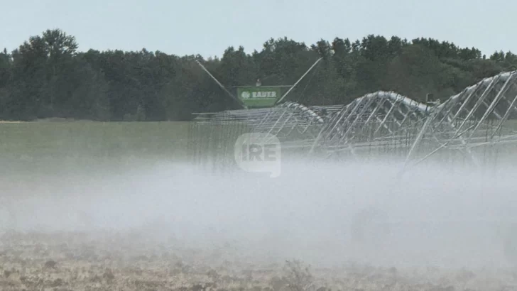 Grupo Criolani impulsa el riego inteligente en Río Negro con un pivote que cubrirá 80 hectáreas