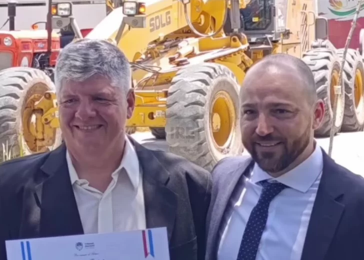 Federico Martello asumió en Pueblo Andino con un firme mensaje de unidad, crecimiento y gestión cercana a los vecinos Federico Martello asumió en Pueblo Andino con un firme mensaje de unidad, crecimiento y gestión cercana a los vecinos