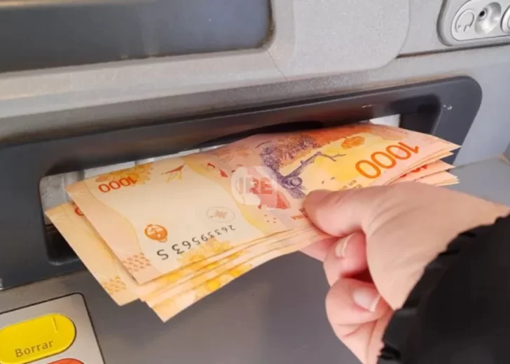 Aumento salarial y fechas confirmadas: Cuándo cobran los empleados provinciales Aumento salarial y fechas confirmadas: Cuándo cobran los empleados provinciales