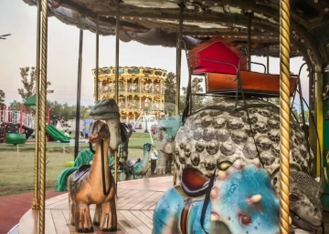 Puerto de las Infancias sumó un nuevo espacio temático de dinosaurios en Puerto San Martín Puerto de las Infancias sumó un nuevo espacio temático de dinosaurios en Puerto San Martín