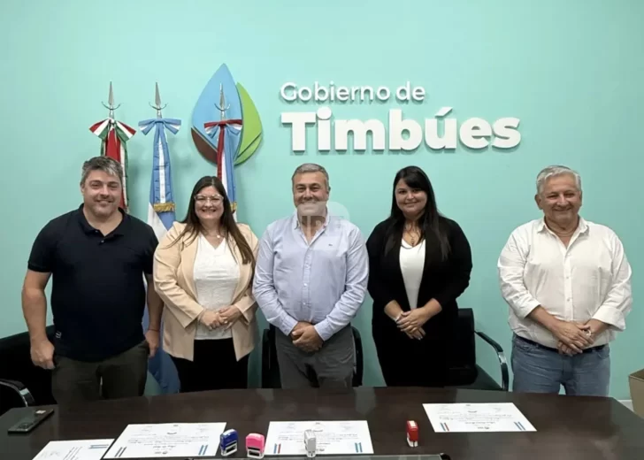 Timbúes renovó autoridades: Antonio Fiorenza inicia un nuevo mandato al frente de la Comuna Timbúes renovó autoridades: Antonio Fiorenza inicia un nuevo mandato al frente de la Comuna