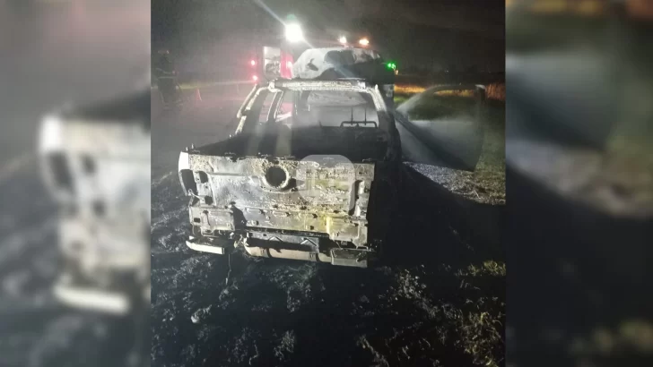 Un auto se prendió fuego en la ruta 10, entre Aldao y Andino, por un desperfecto mecánico