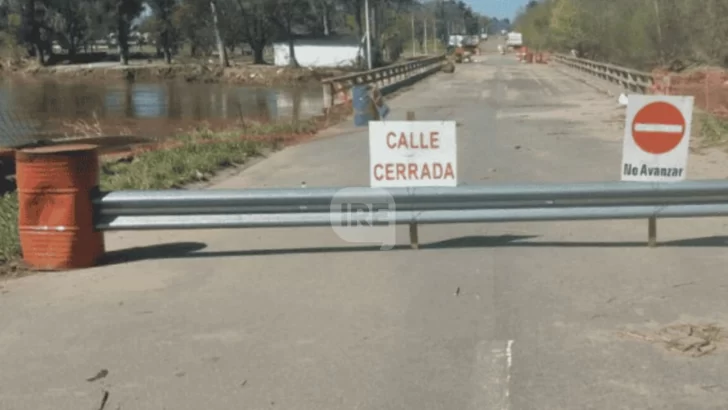 Vecinos reabrieron por su cuenta el puente de la ruta 9 en Carcarañá ante la falta de obras
