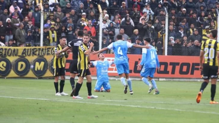 Estudiantes de Río Cuarto ascendió a la primera división de Argentina