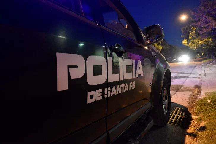Los agarraron con marihuana en un auto y terminaron detenidos en San Lorenzo Los agarraron con marihuana en un auto y terminaron detenidos en San Lorenzo