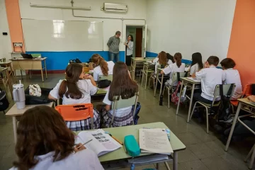 Clases, vacaciones y 190 días de cursado: así será el calendario escolar 2026 en Santa Fe Clases, vacaciones y 190 días de cursado: así será el calendario escolar 2026 en Santa Fe