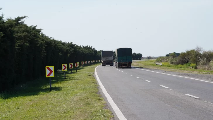 Más obras en la Autopista: el Gobierno Provincial comienza trabajos nocturnos para repavimentar distintos tramos entre Santa Fe y Santo Tomé Más obras en la Autopista: el Gobierno Provincial comienza trabajos nocturnos para repavimentar distintos tramos entre Santa Fe y Santo Tomé