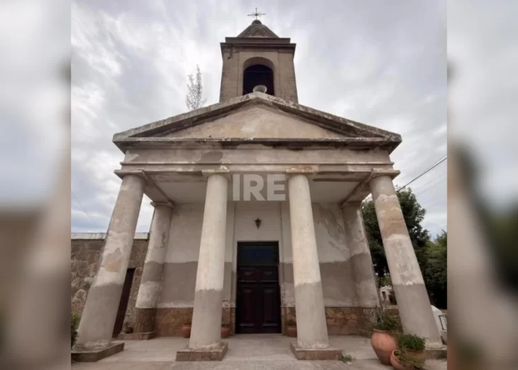 Gaboto restaura su capilla histórica con el esfuerzo de todo el pueblo Gaboto restaura su capilla histórica con el esfuerzo de todo el pueblo