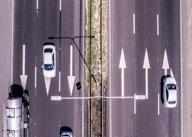 El Gobierno licita 3.900 kilómetros de rutas en todo el país El Gobierno licita 3.900 kilómetros de rutas en todo el país