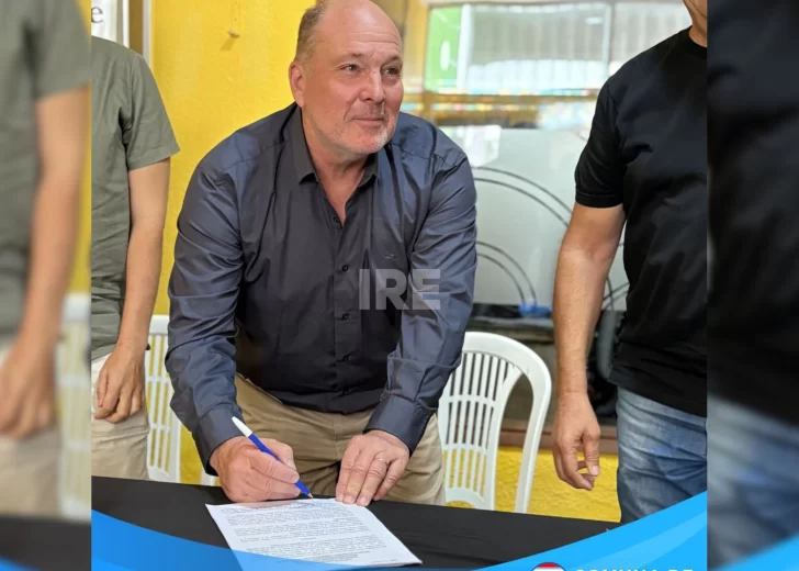 Carrizales firmó el acta para iniciar el alteo de la Ruta Provincial N°28 Carrizales firmó el acta para iniciar el alteo de la Ruta Provincial N°28