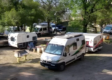 Casas rodantes, naturaleza y amistad: Llega el primer Encuentro de Rodanteros a Puerto Aragón Casas rodantes, naturaleza y amistad: Llega el primer Encuentro de Rodanteros a Puerto Aragón