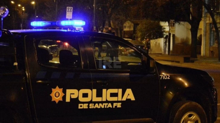 Dos hombres terminaron a las piñas tras discutir por el precio de la reparación de una moto en Serodino Dos hombres terminaron a las piñas tras discutir por el precio de la reparación de una moto en Serodino