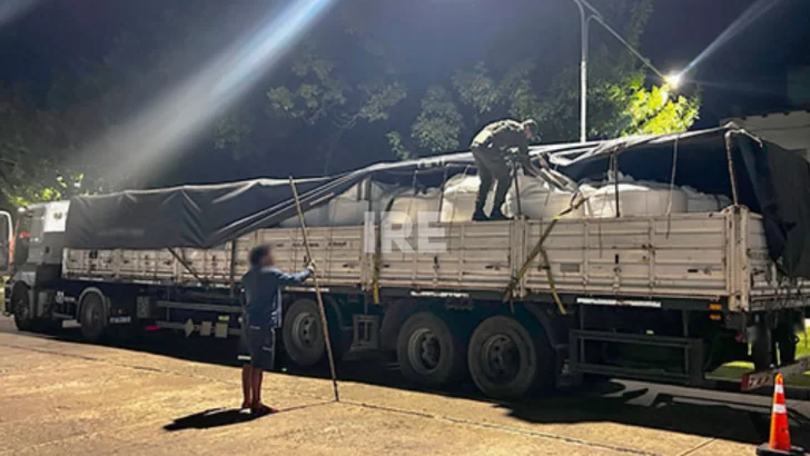 Secuestraron 27 toneladas de un químico clave para fabricar droga en San Genaro Secuestraron 27 toneladas de un químico clave para fabricar droga en San Genaro