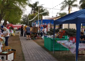 Oliveros celebrará el segundo aniversario de la feria “Hecho en Oliveros” con artesanos, emprendedores y autos clásicos Oliveros celebrará el segundo aniversario de la feria “Hecho en Oliveros” con artesanos, emprendedores y autos clásicos