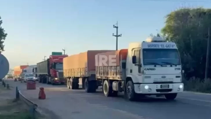 “Los inversionistas van en Fórmula 1 y nosotros a pie”: El reclamo de vecinos de Villa La Ribera por el desvío de la Ruta 91 “Los inversionistas van en Fórmula 1 y nosotros a pie”: El reclamo de vecinos de Villa La Ribera por el desvío de la Ruta 91