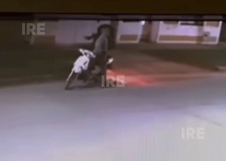 Intentaron robarle a una joven en la puerta de su casa y terminó golpeada en San Lorenzo Intentaron robarle a una joven en la puerta de su casa y terminó golpeada en San Lorenzo