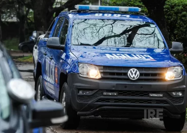 Villa Gobernador Gálvez: Asesinaron a un joven de 19 años dentro de una vivienda Villa Gobernador Gálvez: Asesinaron a un joven de 19 años dentro de una vivienda