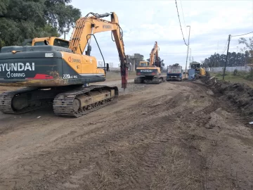 Continúan las obras de repavimentación en ruta 11 y habrá cambios en la circulación en Puerto San Martín Continúan las obras de repavimentación en ruta 11 y habrá cambios en la circulación en Puerto San Martín