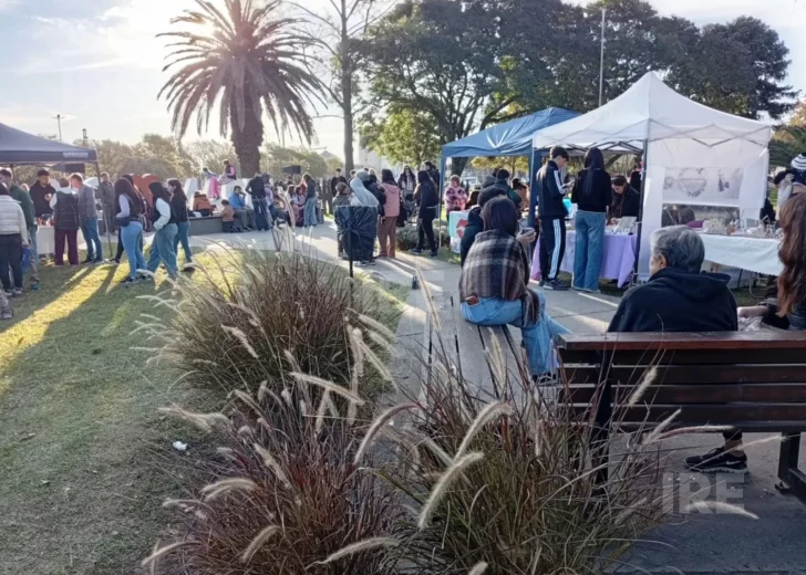 Talento local, trabajo y encuentro: Así se vivió la Feria de Emprendedores en Maciel Talento local, trabajo y encuentro: Así se vivió la Feria de Emprendedores en Maciel