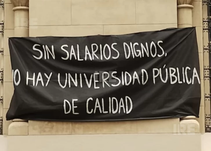 La UNR vuelve al paro: Docentes universitarios anunciaron una nueva semana sin clases La UNR vuelve al paro: Docentes universitarios anunciaron una nueva semana sin clases